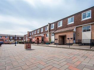 2170 Bromsgrove Rd #186, Mississauga, ON L5J4J2