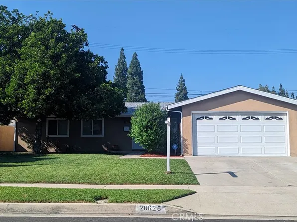 20625 Gresham St, Winnetka, CA 91306