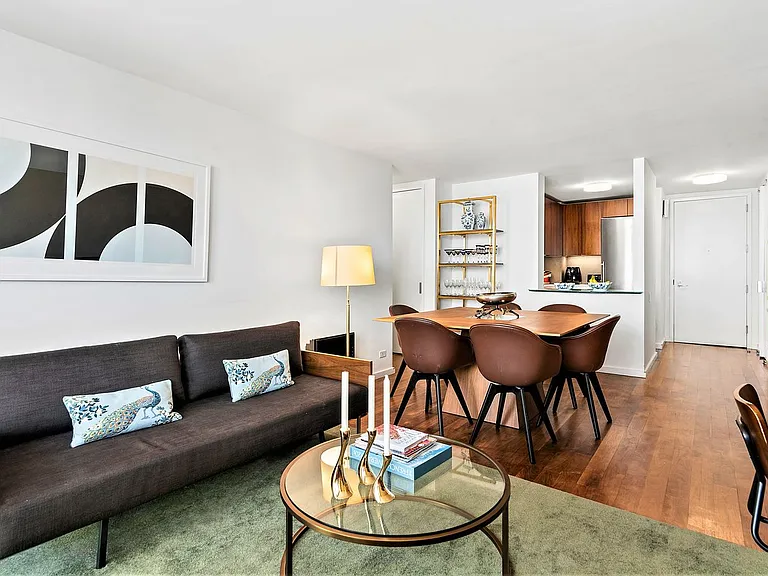 515 E 72nd St #29J — Photo 3