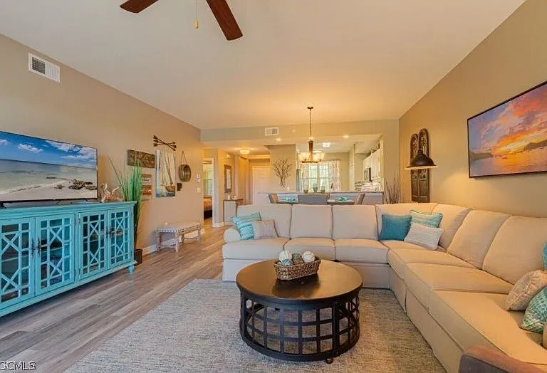 10700 Ravenna Way #303 — Photo 6