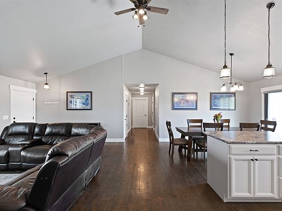 5th image of 8909 Churchill Downs Dr
