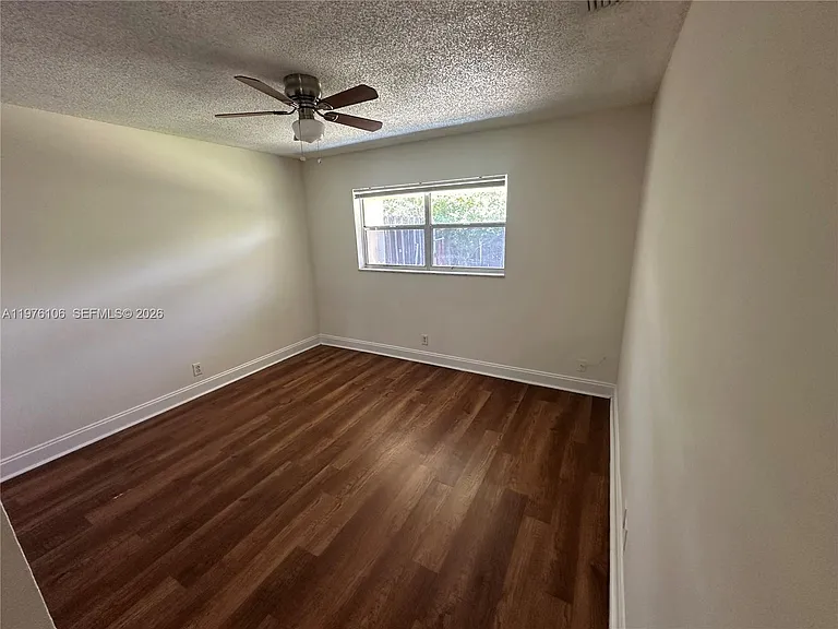 3033 NW 68th St #12E — Photo 15