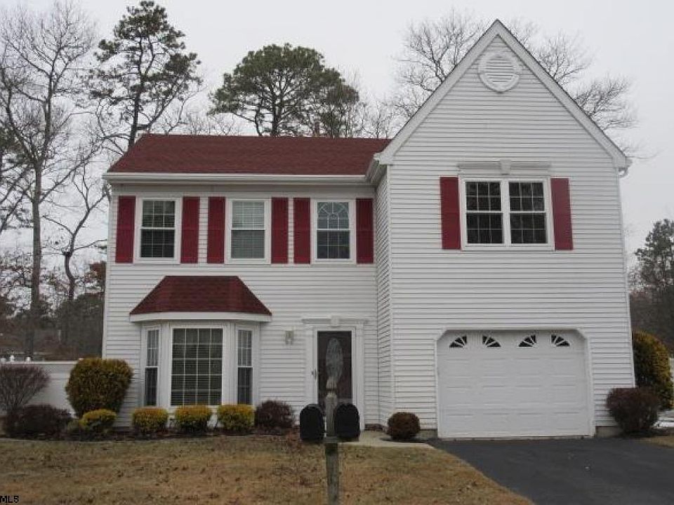 1st image of 350 E Cos Cob Dr