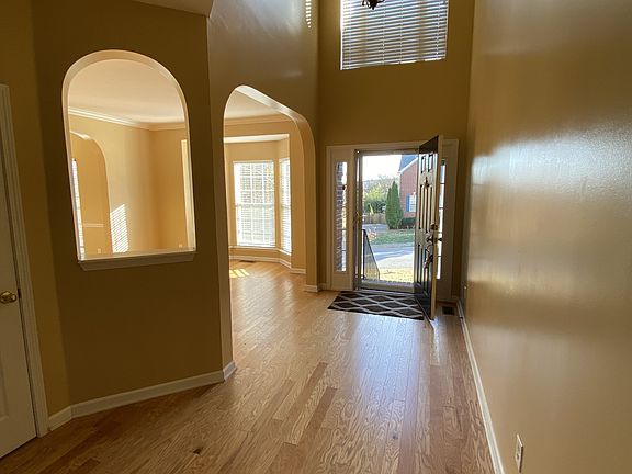 4th image of 6544 Buttercup Dr