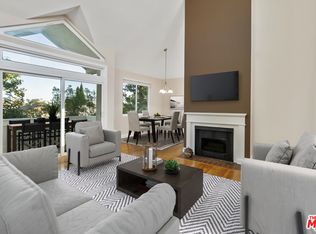 9707 Charnock Ave APT 201, Los Angeles, CA 90034