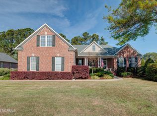 680 Blue Point Dr, Wilmington, NC 28411