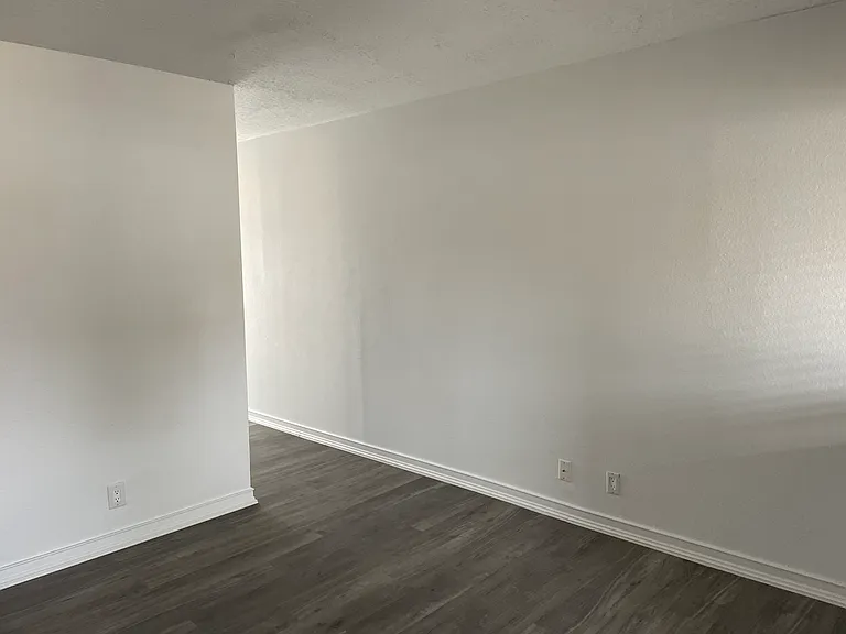 Remodeled 2 Bdr / 2 Bath w/ the Foothills at Your Fingertips — Photo 13