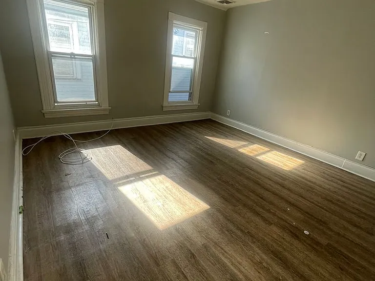 125 Hertel Ave — Photo 5