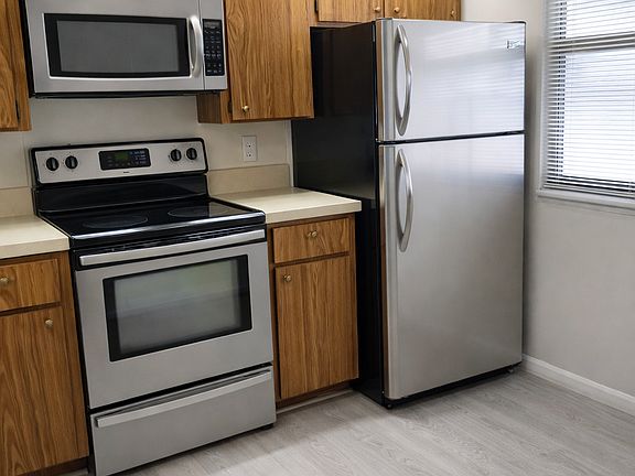 3rd image of 3501 Village Blvd APT 403