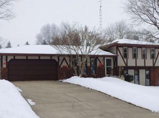 12711 Pat Ln, Granger, IN