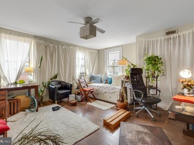 1138 S 19th St APT 3, Philadelphia, PA, 19146