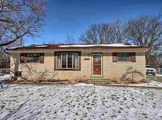 15864 Culpepper Rd, Brownstown, MI 48173