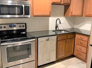 139 Washington St APT 4, Reading, MA 01867