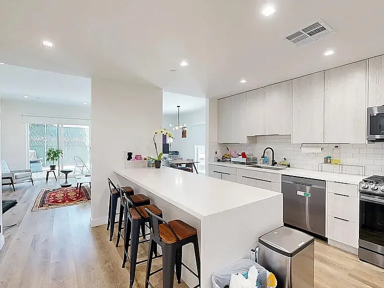 2026 Federal Ave #7 — Photo 9