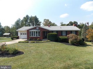 5 Orchard Pl, Sykesville, MD 21784