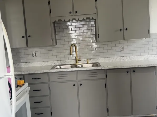 604 Valley St #A, Minerva, OH 44657