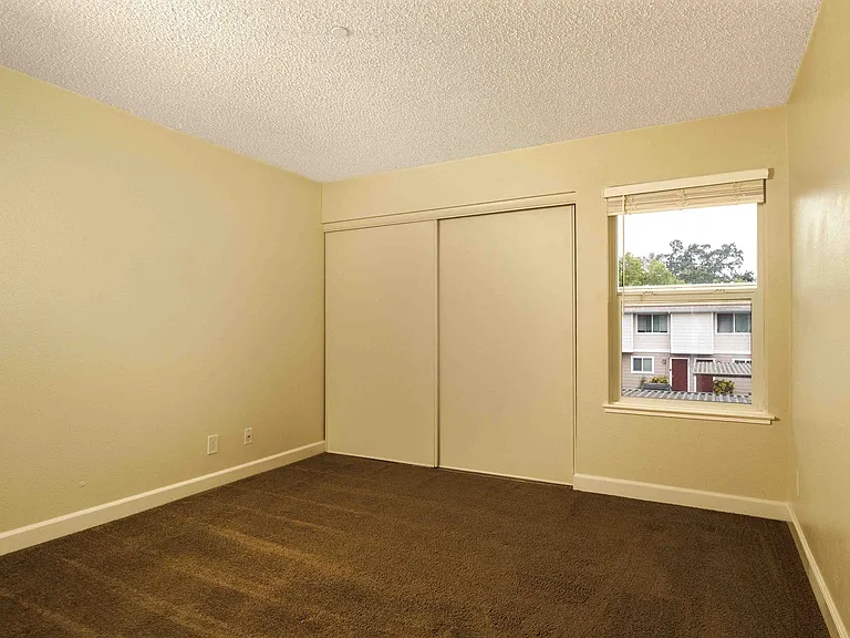 Mission Village Apartments — Photo 23
