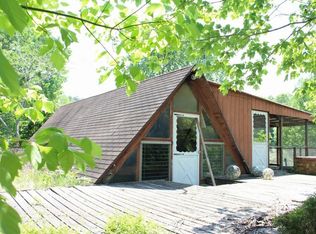 3875 Chautauqua Rd, Carbondale, IL 62901