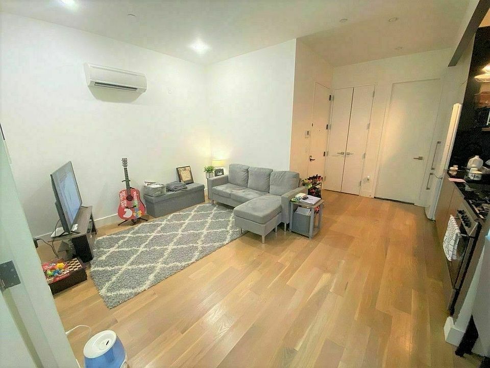 1st image of 80 Winthrop St #3G