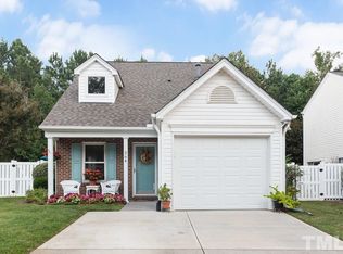 264 Adefield Ln, Holly Springs, NC 27540