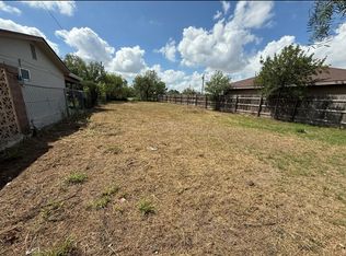 1352 Siesta Dr, Eagle Pass, TX 78852