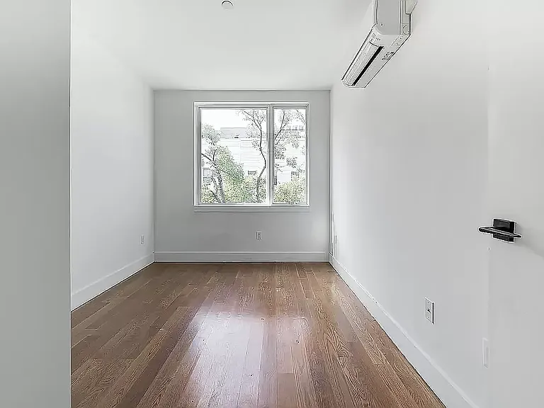 242 Newkirk Ave #3G — Photo 6