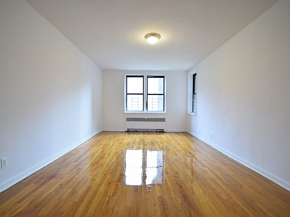 2nd image of 1995 Sedgwick Ave APT 1B