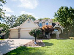 16119 Silver Shadow Ln, Huntertown, IN 46748