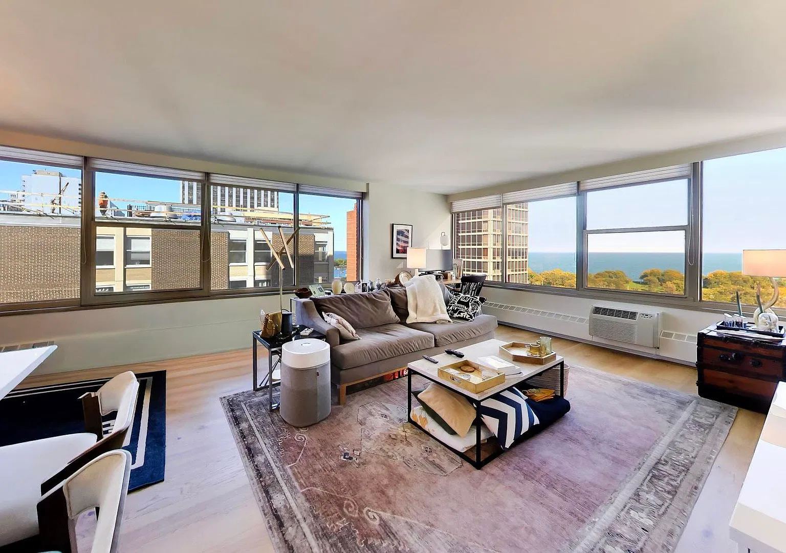 1 bed, 898 sqft, $3,000 — Photo 4