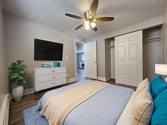 2nd image of 7165 Alegre Cir Unit 1-4