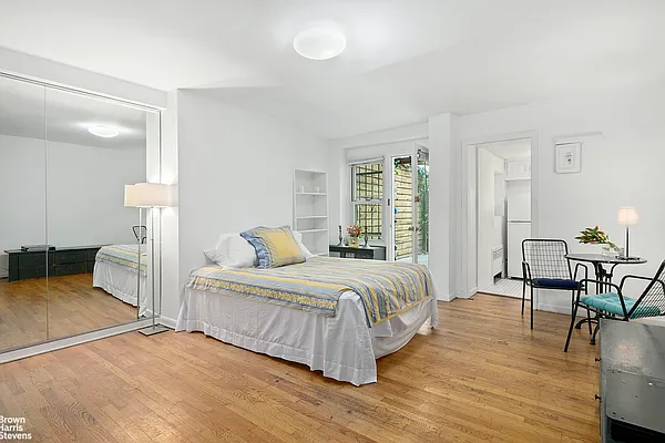 Rented by Brown Harris Stevens | media 21