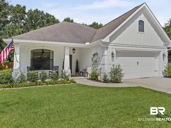 533 N Station Dr, Fairhope, AL 36532