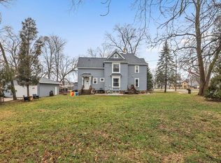 2989 Main St, East Troy, WI 53120