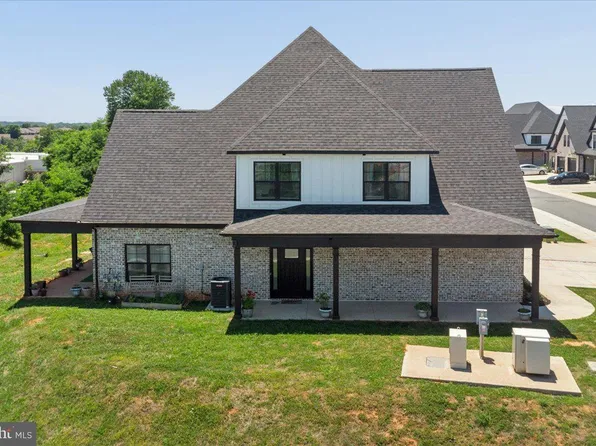1104 N Westyn Loop, Forest, VA 24551