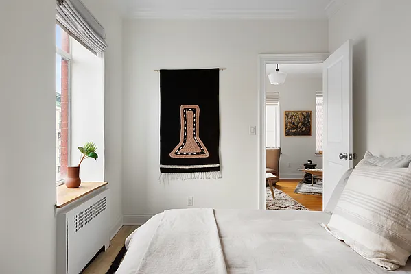 Sold by Compass | media 9