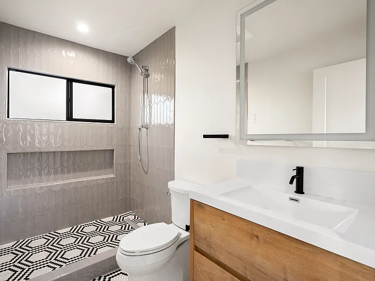 152 Cuesta Dr — Photo 11