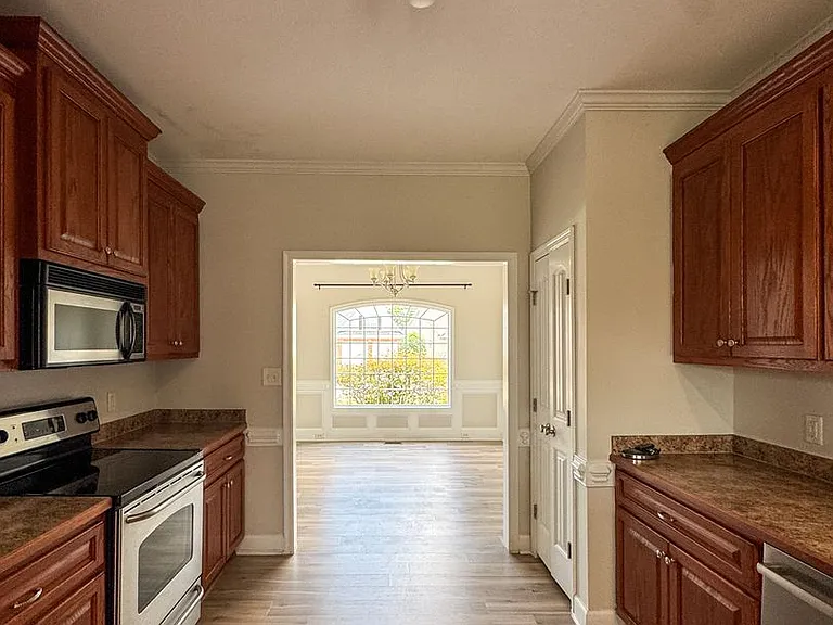 5905 Gentleman Dr — Photo 13