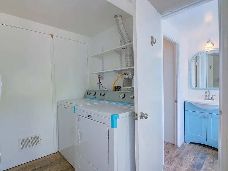 1804 Loma St #A — Photo 11