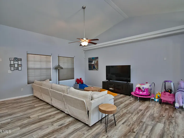 7208 Brick Dust St — Photo 17