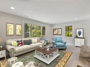 22 Berkshire Dr, New Hartford, CT 06057