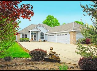 159 Princeville Dr, Eagle Pt, OR 97524