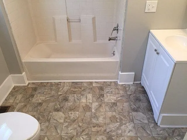 515 Camden Ave — Photo 9