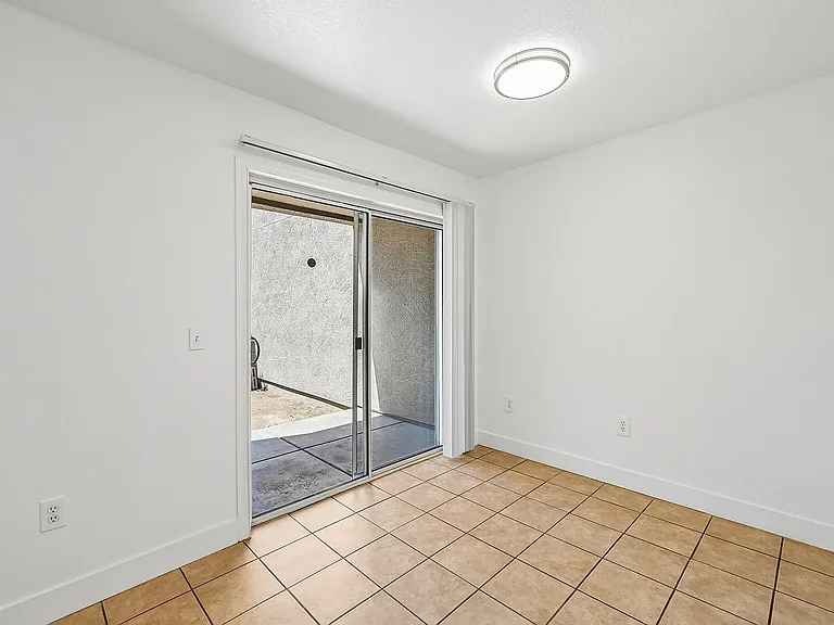 Town Square Townhomes Dining Area