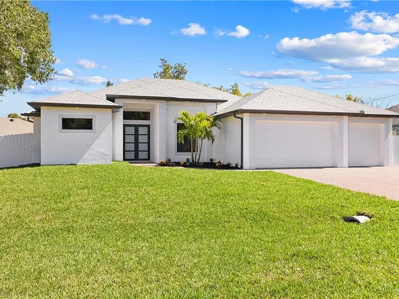 4 bed, 1931 sqft, $6,000 — Photo 2