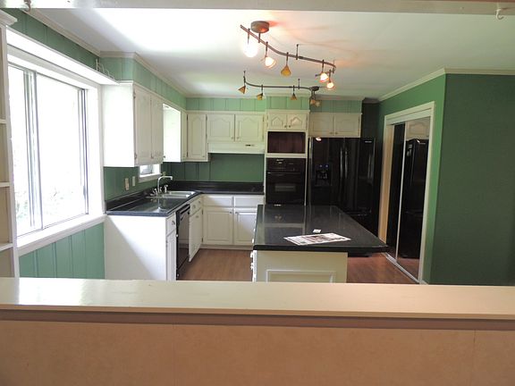 3rd image of 133 Gurley Dr