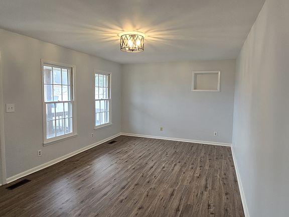 2nd image of 1202 Brindley Dr