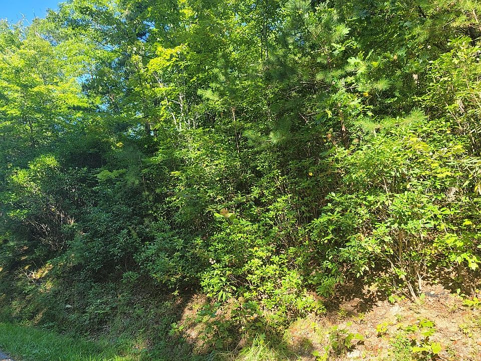 2nd image of 1492 Beach Front Dr Lot 1492