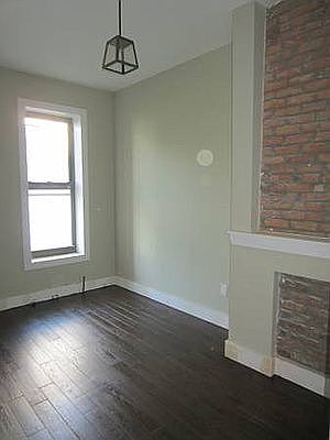 3rd image of 287 Evergreen Ave APT 2R