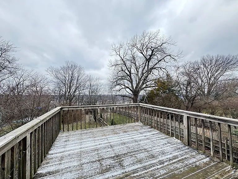 2417 Fairview Ave — Photo 36