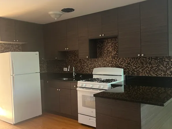 8450 Waukegan Rd #2, Morton Grove, IL 60053